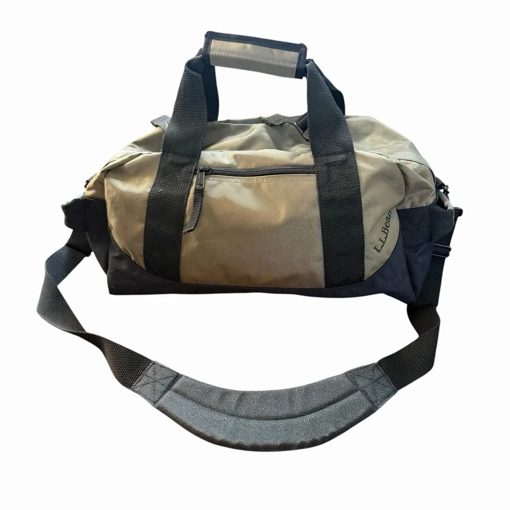 LL Bean Nylon Duffle Duffel Bag Green Shoulder Strap Explorer Gorpcore Outdoors